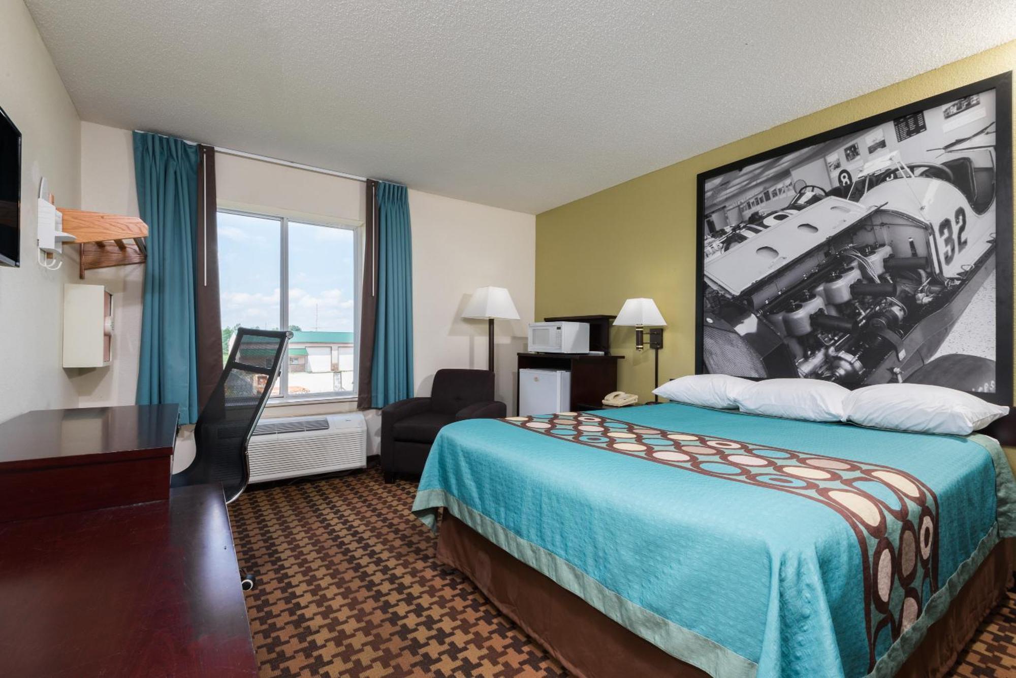 Super 8 By Wyndham Cloverdale In Habitación foto